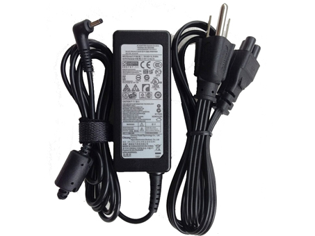 Samsung 40W Slim Charger 

ATIV Book 9 Lite NP905S3G-K02ES Ultrabook